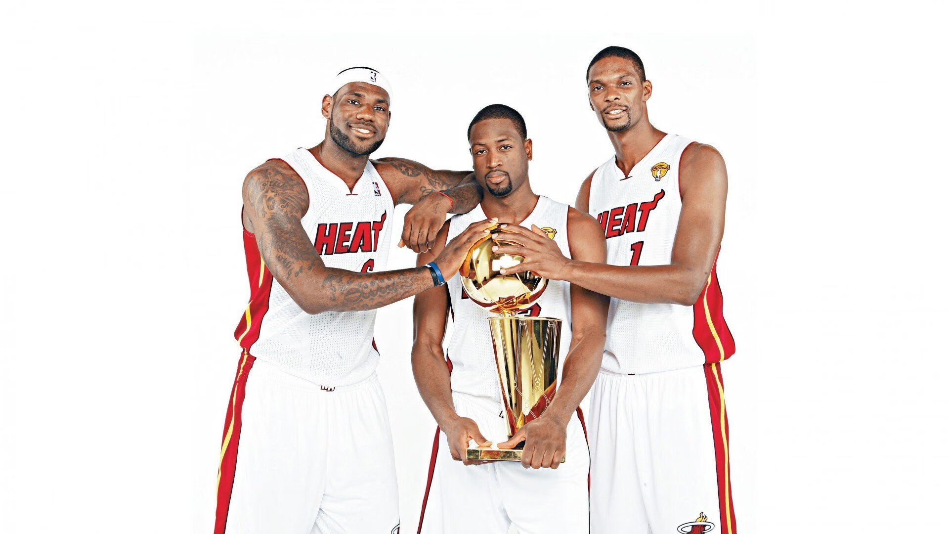 世界杯揭幕战前瞻:东道主能否打破首战不胜魔咒 成舆论焦点